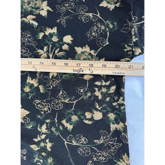 Cato Est. 1946 Women’s Sz M Top Pullover Long Sleeve Gold Threads Fall Winter - Picture 11 of 13